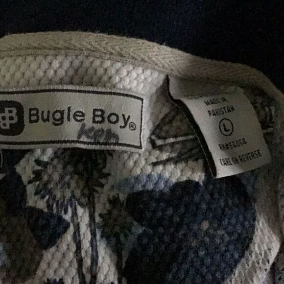 Bugle Boy Men’s Polo Shirt Cream Colored With Blue & Khaki Tropical Print Size L - Picture 6 of 6